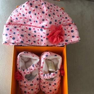 Kate Spade cap and shoe set brand new